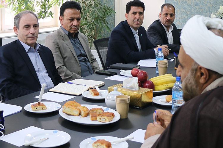 برگزاری نشست مشترک مسئولان دانشکدگان فارابی دانشگاه تهران با دانشکدگان کشاورزی و منابع طبیعی دانشگاه تهران