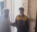 تبریک و اهدای شاخه گل توسط رئیس دانشکدگان فارابی دانشگاه تهران به کارگران زحمتکش در روز گرامیداشت روز کار و کارگر