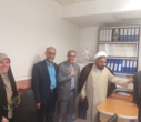 تبریک و اهدای شاخه گل توسط رئیس دانشکدگان فارابی دانشگاه تهران به استادان و همیاران آموزشی در روز گرامیداشت روز معلم و مقام استاد