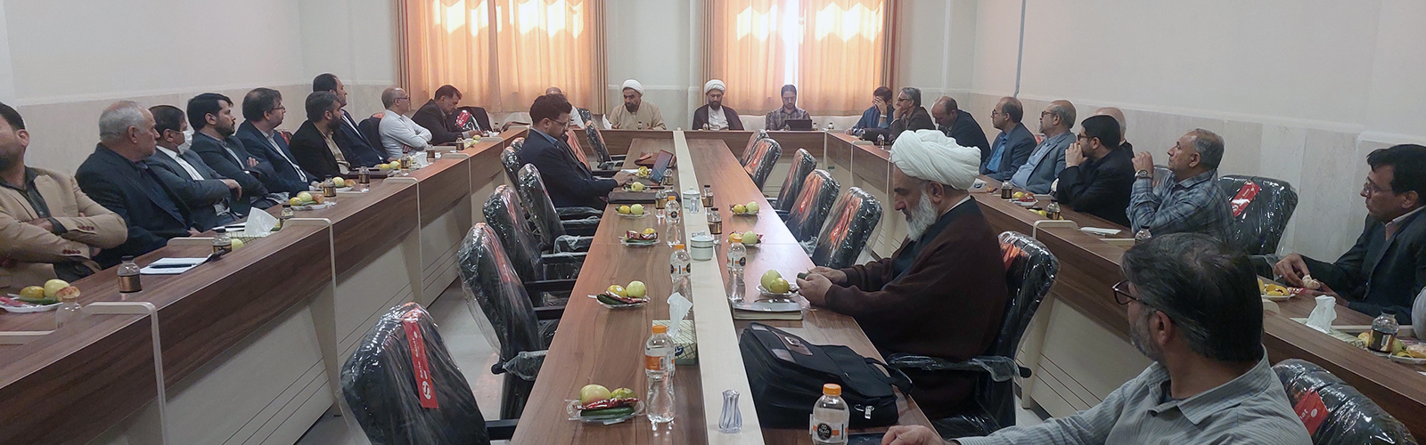 دومین نشست هم‌اندیشی مدیران گروه‌های دانشکدگان فارابی با محوریت تحول آموزشی و پژوهشی برگزار شد