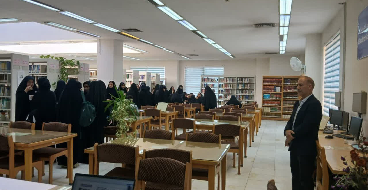 بازدید دانش‌آموزان آموزشگاه دخترانه باقرالعلوم (ع) از دانشکدگان فارابی دانشگاه تهران