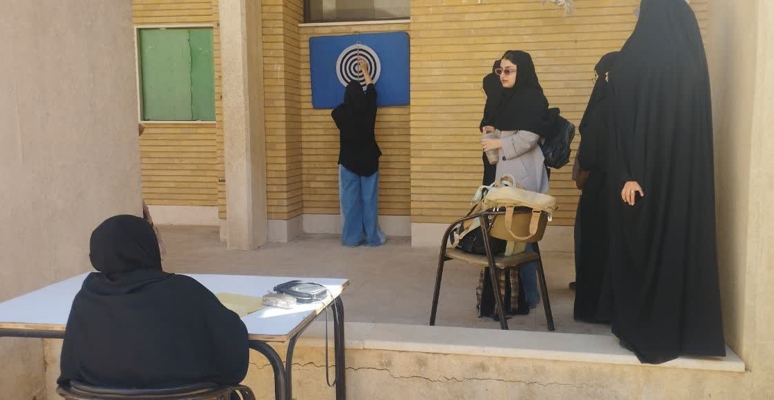 معرفی برگزیدگان مسابقه دارت دانشجویان دختر دانشکدگان فارابی دانشگاه تهران