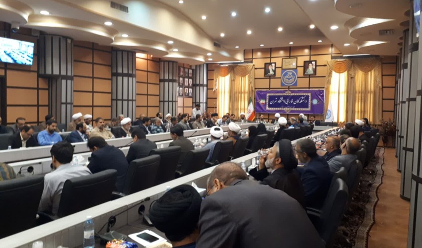 کسب رتبه نخست دانشکدگان فارابی دانشگاه تهران در توسعه و ترویج فرهنگ نماز در استان قم