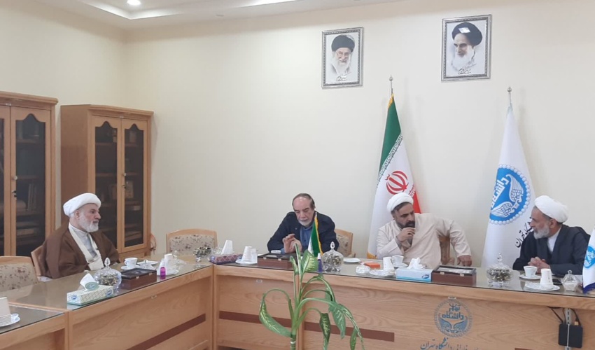 نشست رئیس دانشکدگان فارابی دانشگاه تهران با سرپرست دانشگاه ادیان و مذاهب برگزار شد