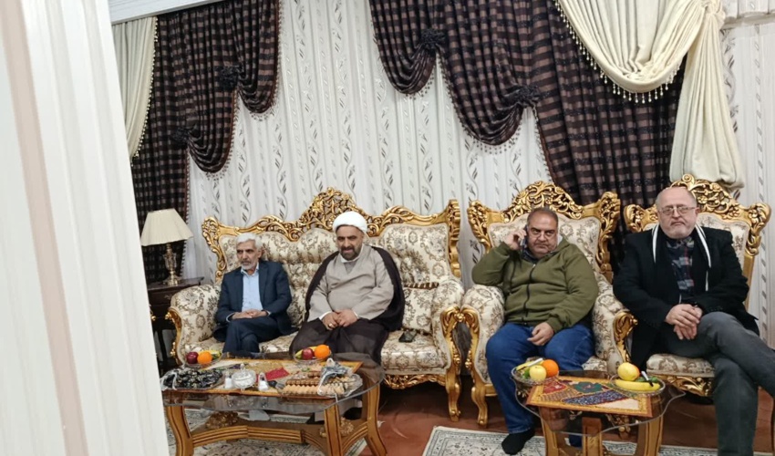 ابراز همدردی رئیس دانشکدگان فارابی دانشگاه تهران با خانواده مرحوم دکتر سید محمد محمودی