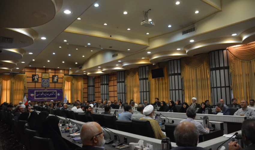 برگزاری جلسه شورای استادان و دورهمی صمیمانه استادان و کارکنان دانشکدگان فارابی دانشگاه تهران