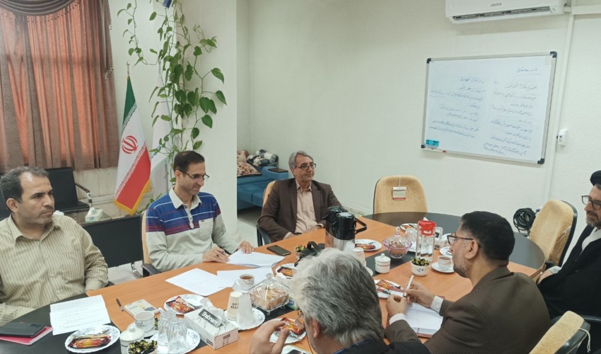 برگزاری نشست همکاری‌های علمی و پژوهشی میان معاونت پژوهش و فناوری دانشکدگان فارابی دانشگاه تهران و رادیو سراسری معارف