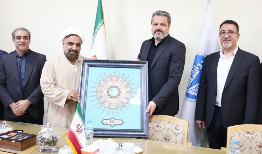 برگزاری نشست مشترک مسئولان دانشکدگان فارابی دانشگاه تهران و مدیریت بانک سپه استان قم با محوریت توسعه همکاری‌های علمی و اجرایی